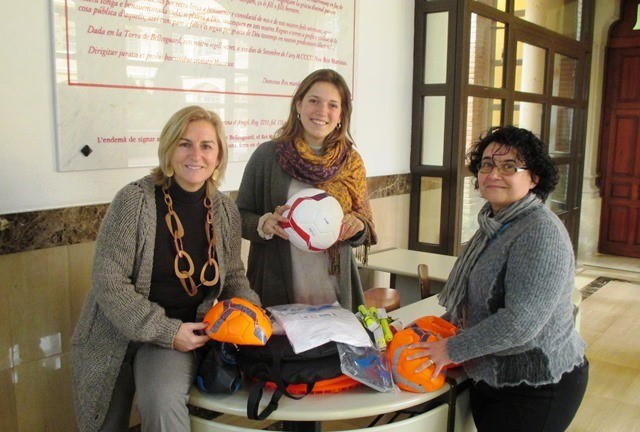 Rumb als 'squads' d'Atenes per atendre els refugiats